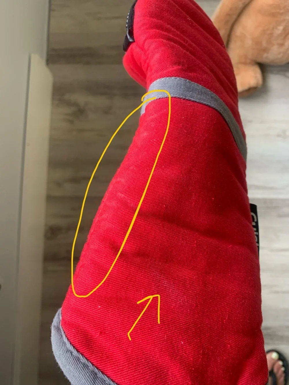 Cuisinart Red Oven Mitts with non slip silicone grips -pair